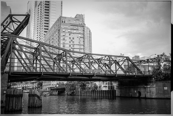 Kinzie Bridge from East Bank